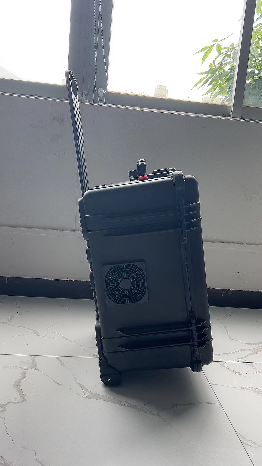 兴安手拉箱型移动通信干扰器